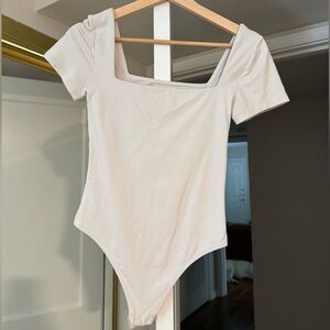 Aritzia Babaton Contour Bodysuit